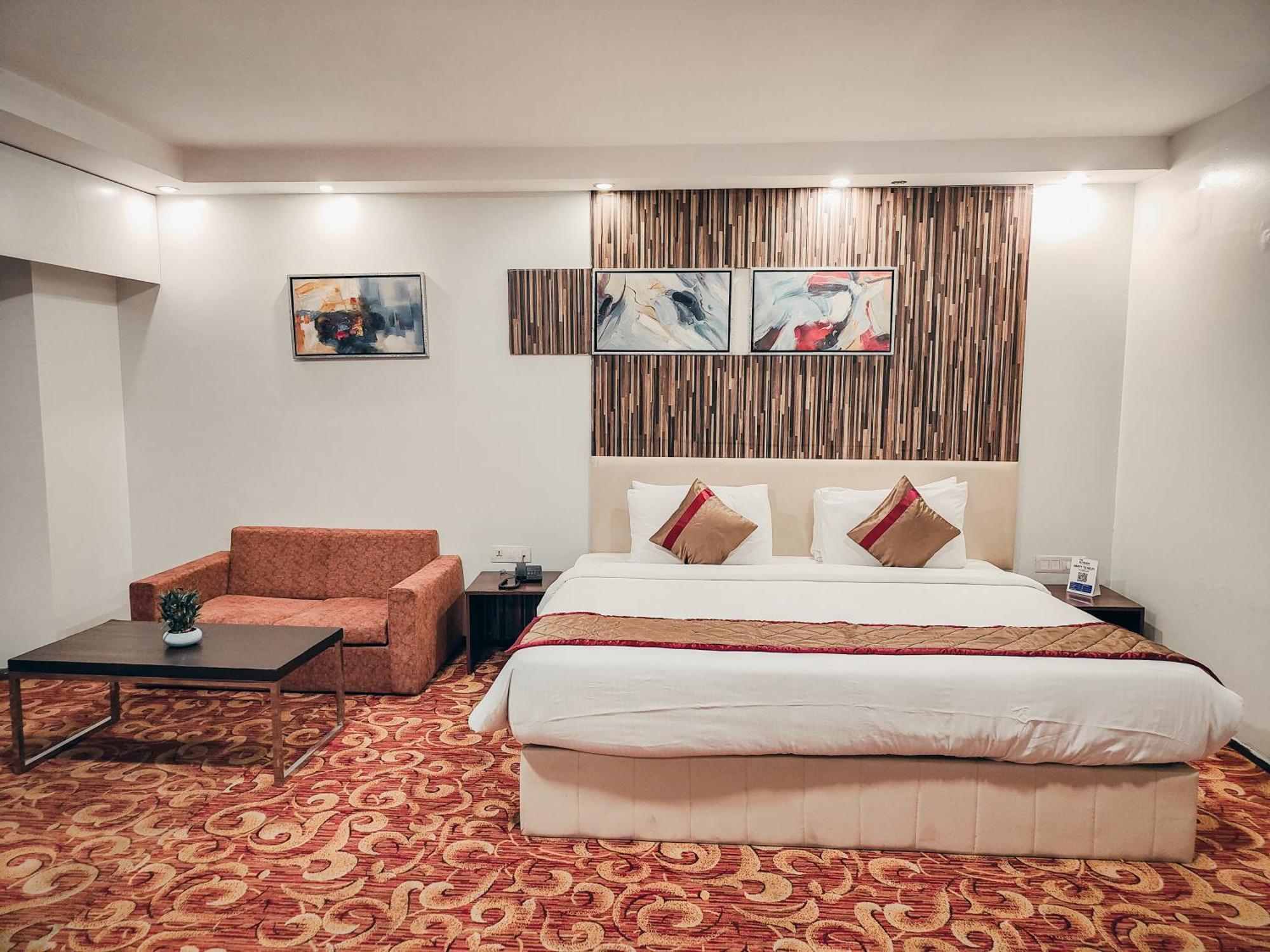 The Altruist Business Hotel Kharadi Pune Exteriör bild